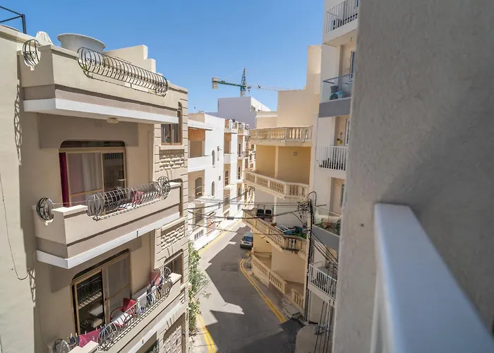 Cosy 2br With Private Balcony In By 360 Estates * Xlendi