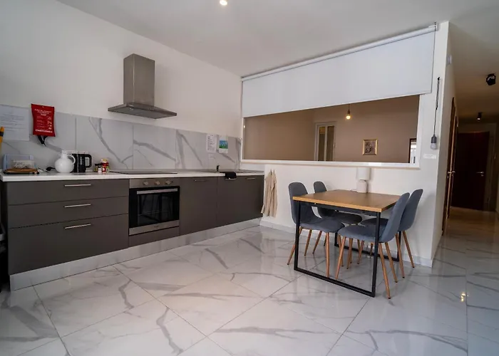 Cosy 2br With Private Balcony In By 360 Estates Xlendi