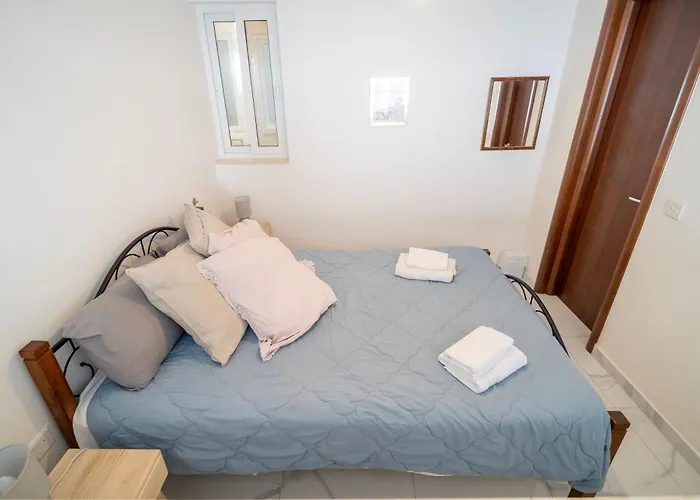 Cosy 2br With Private Balcony In By 360 Estates Xlendi